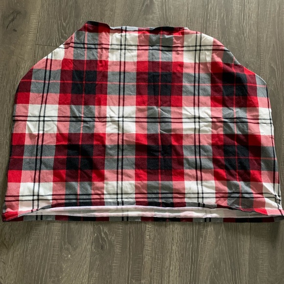 The over company double layer swaddle blanket and car seat / nursing cover - Picture 6 of 8